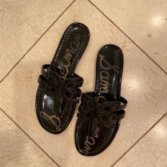 Sam Edelman slides - Picture 1 of 2